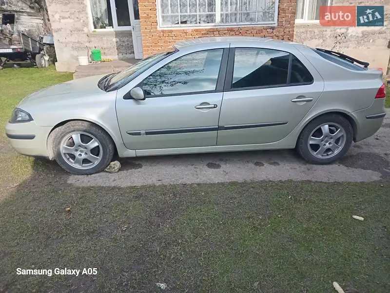 2005 renault laguna