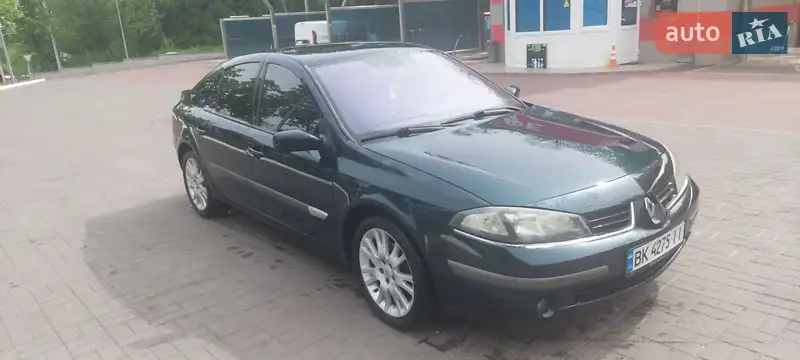 2005 renault laguna