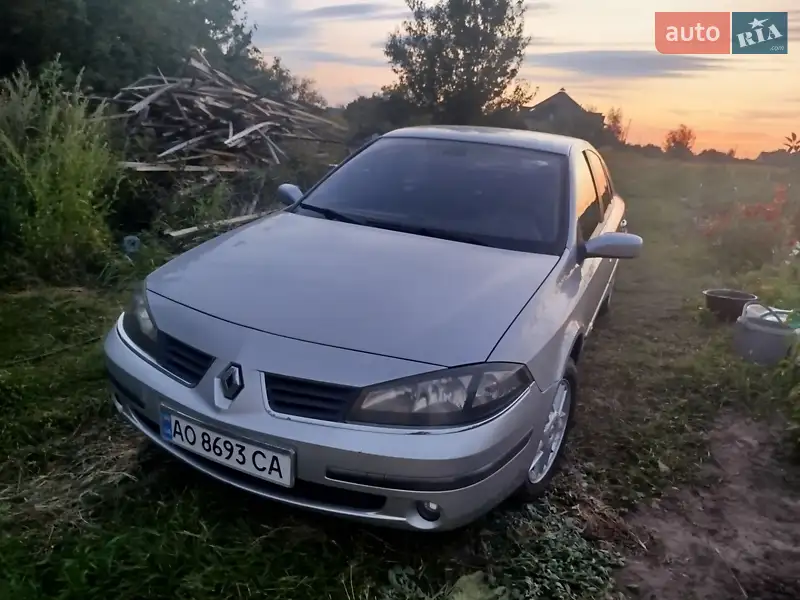 2005 renault laguna