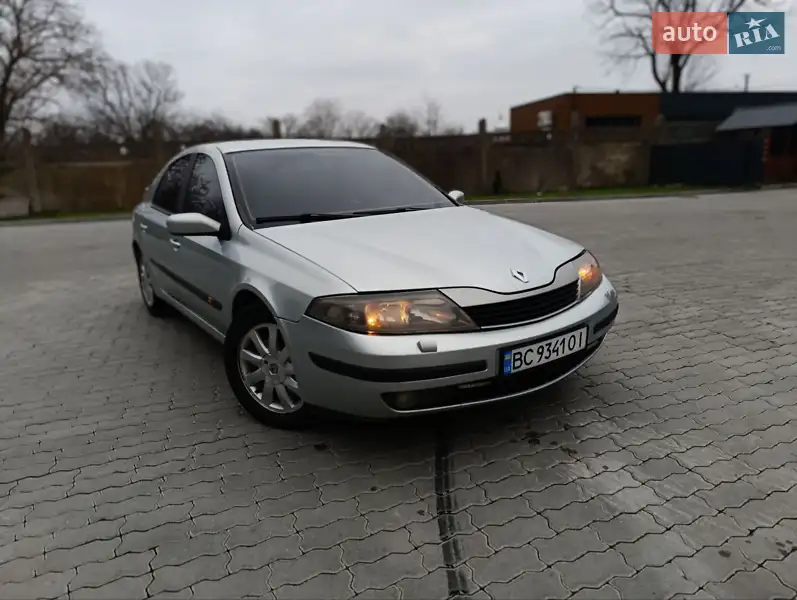 2004 renault laguna
