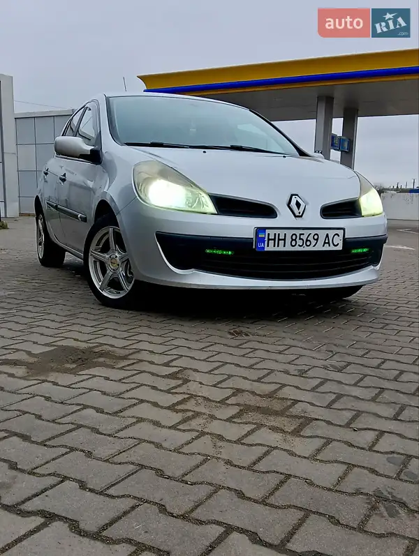 2008 renault clio