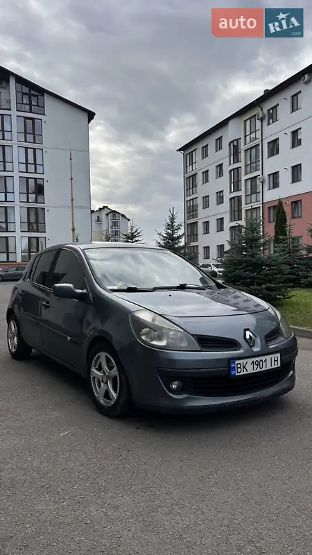 2005 renault clio