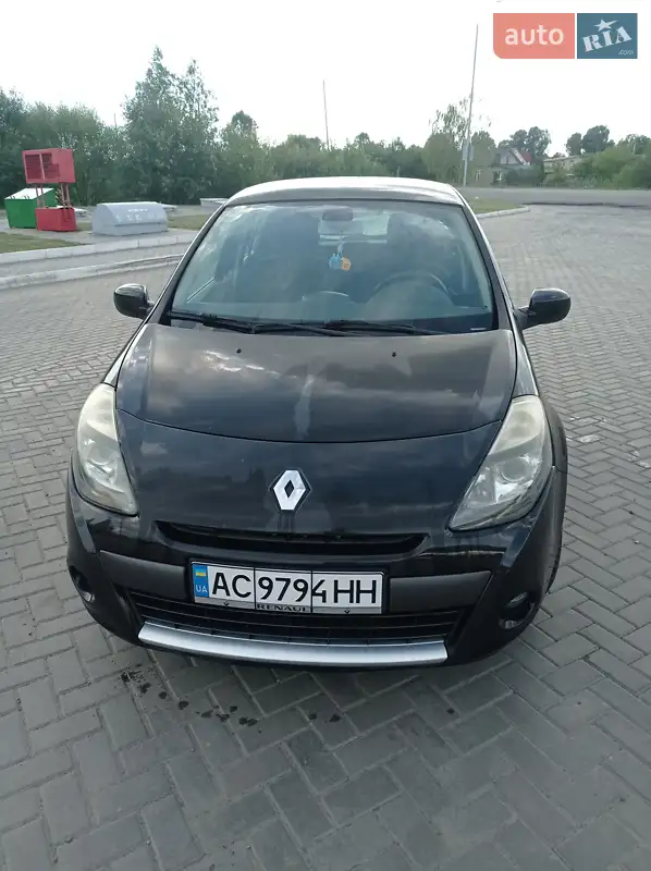 2010 renault clio