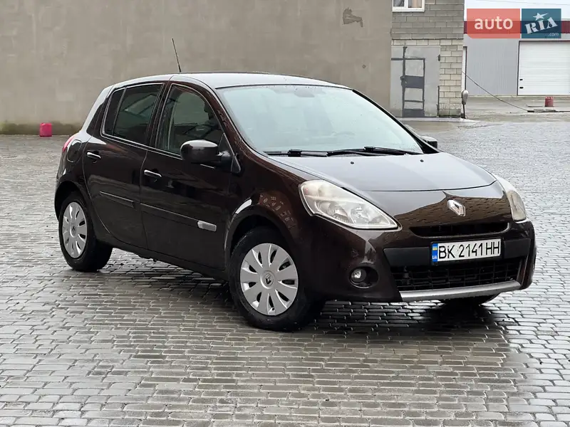 2011 renault clio