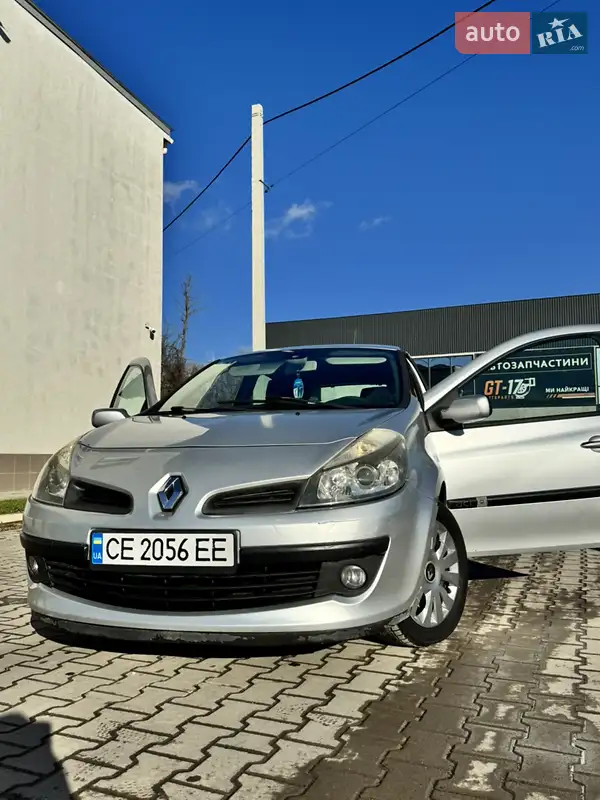 2005 renault clio