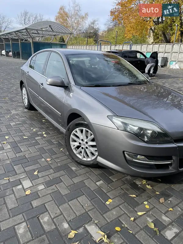 2014 renault laguna