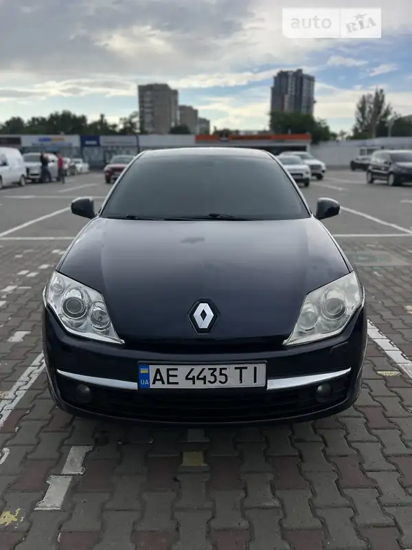 2008 renault laguna
