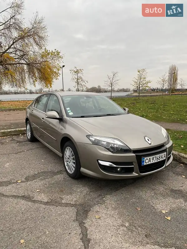 2011 renault laguna