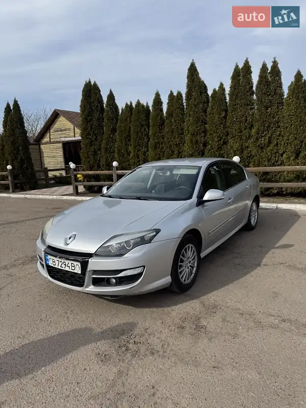 2011 renault laguna