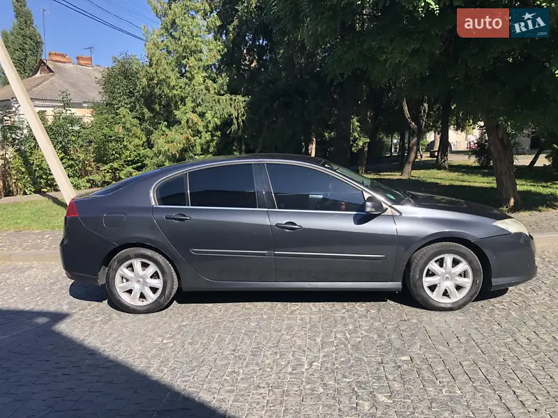 2008 renault laguna