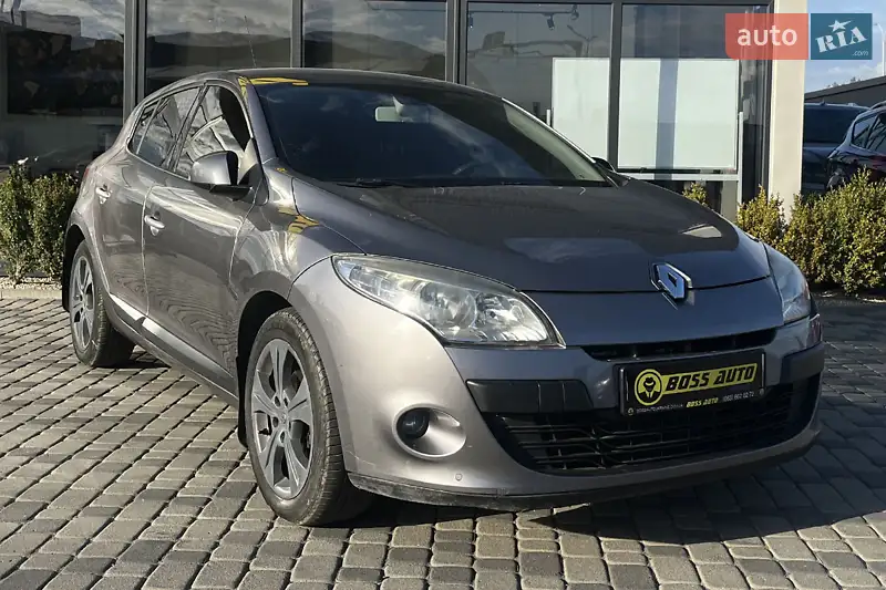 2010 renault megane