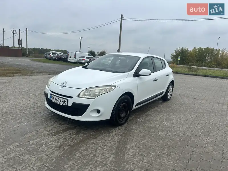 2010 renault megane