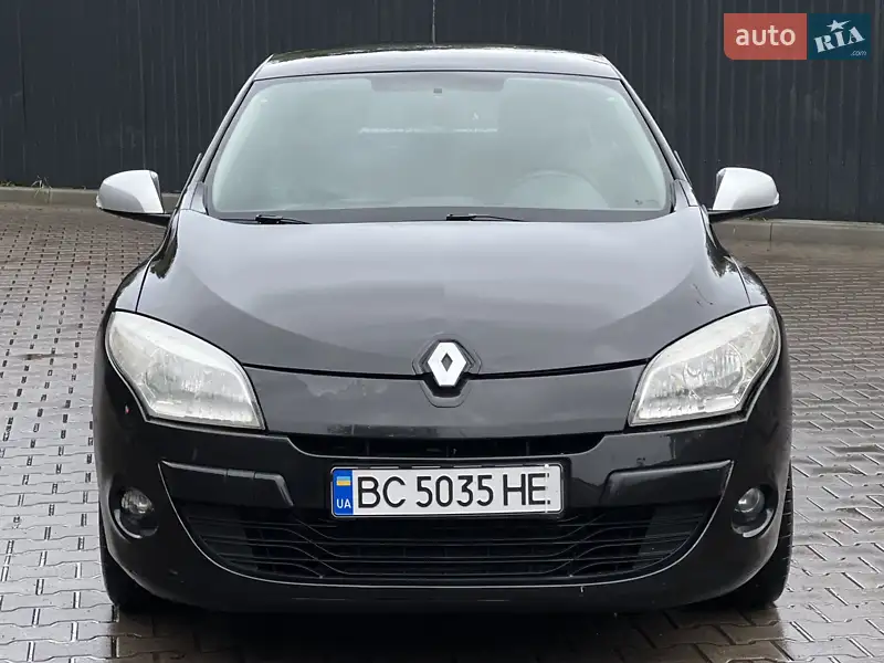 2010 renault megane