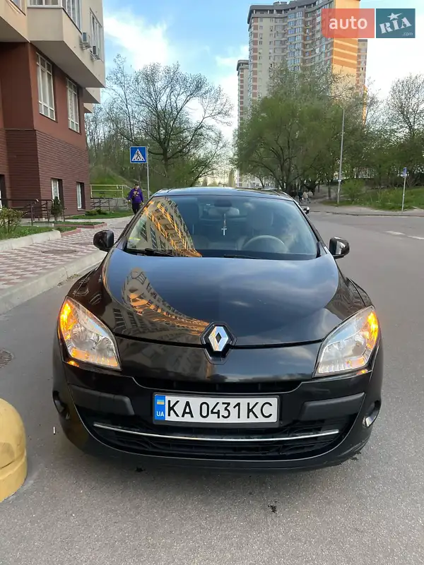 2010 renault megane