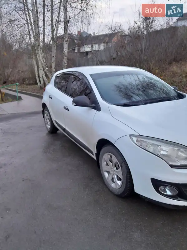 2012 renault megane