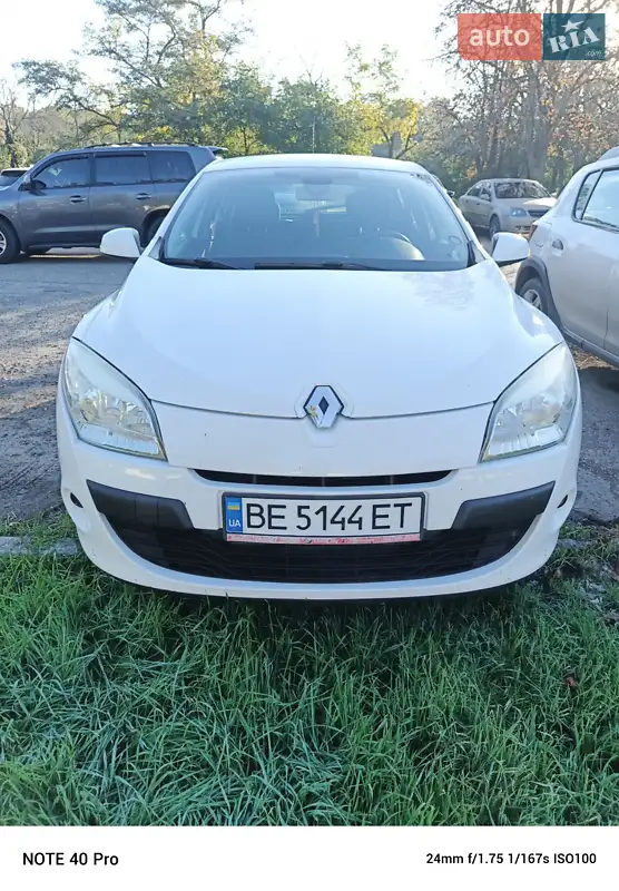 2010 renault megane