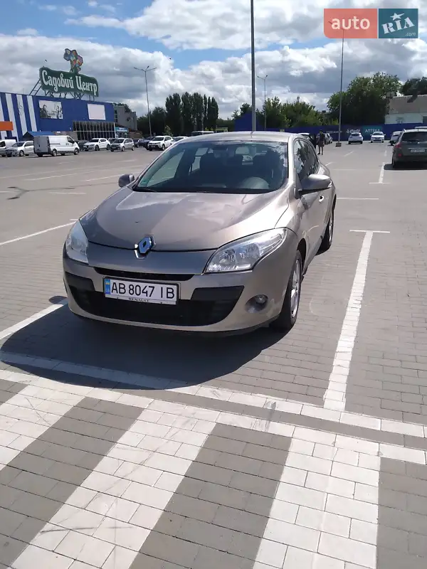2010 renault megane