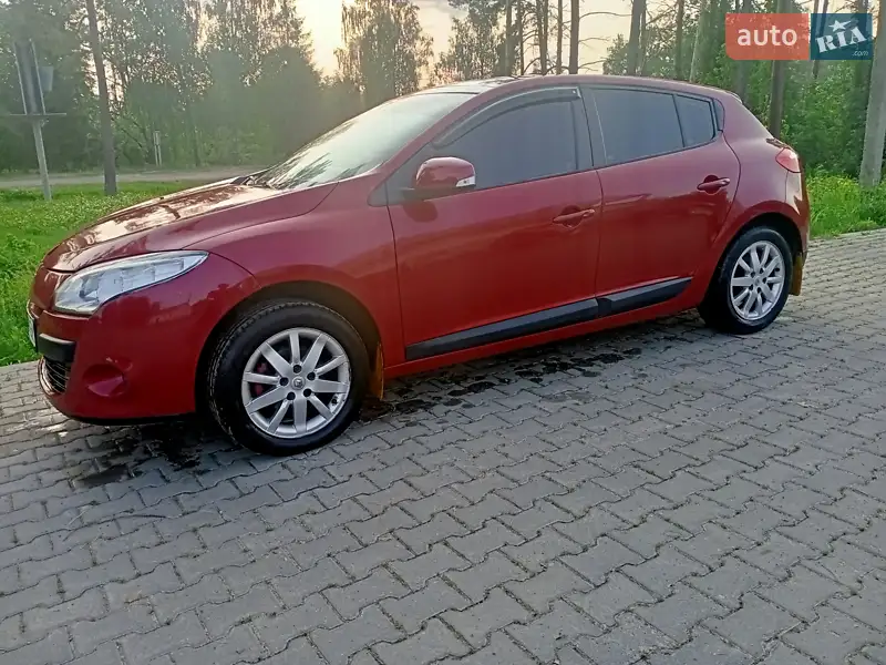 2010 renault megane