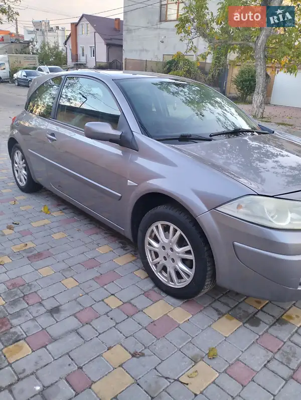 2008 renault megane