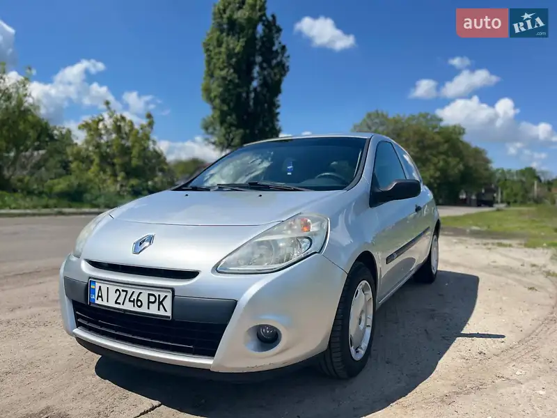 2011 renault clio