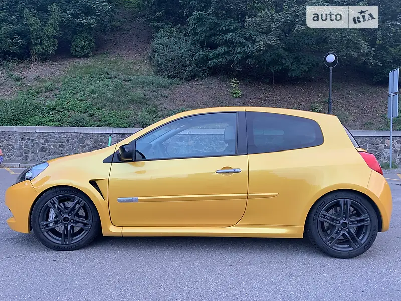 2012 renault clio