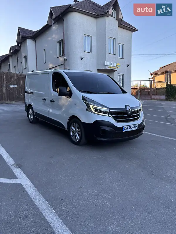 2019 renault trafic