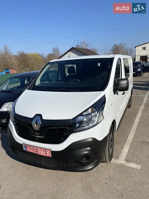 2017 renault trafic