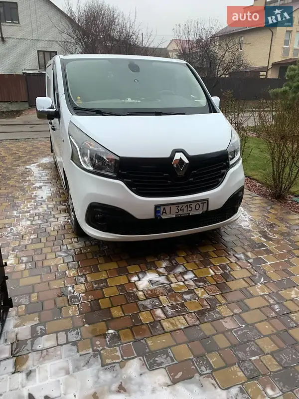 2017 renault trafic