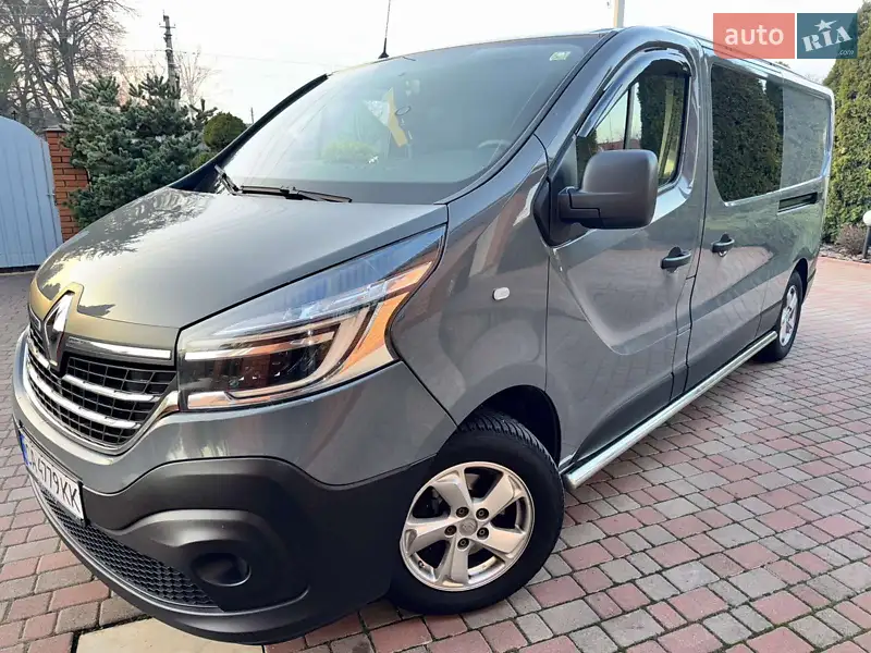 2021 renault trafic