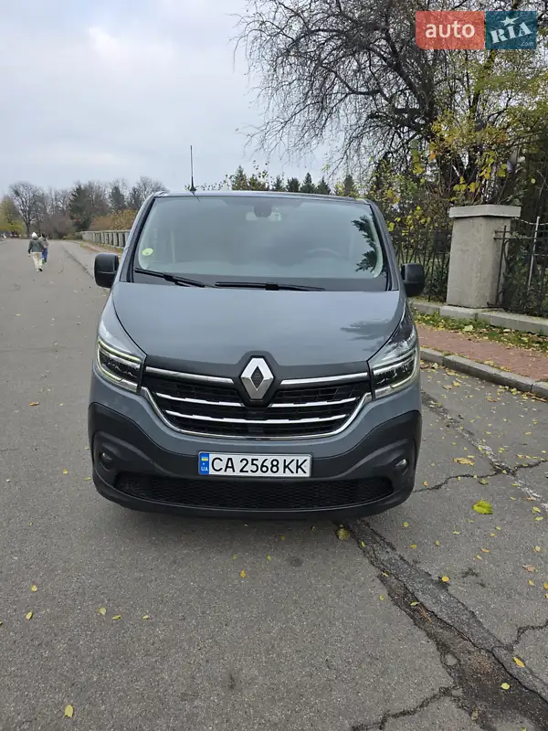 2021 renault trafic
