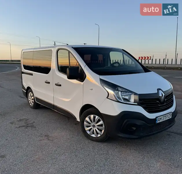 2017 renault trafic