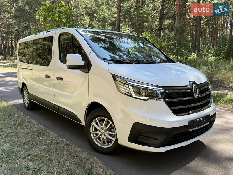 2023 renault trafic