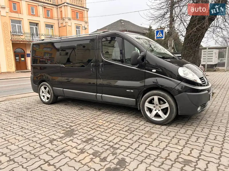 2012 renault trafic