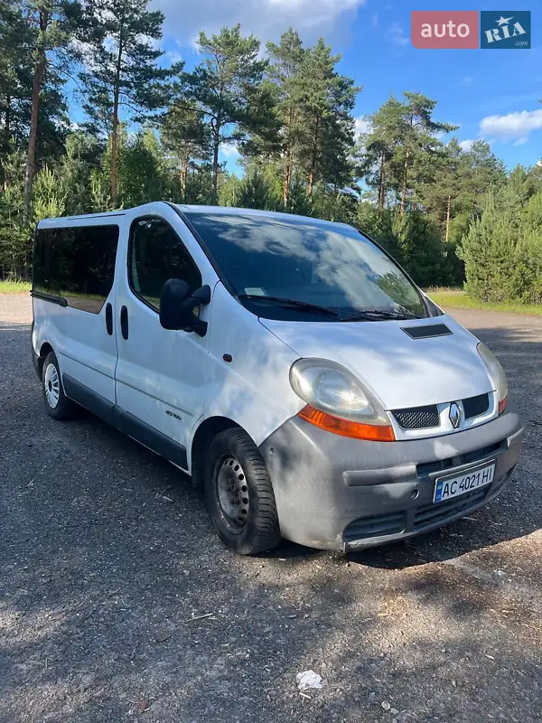 2002 renault trafic