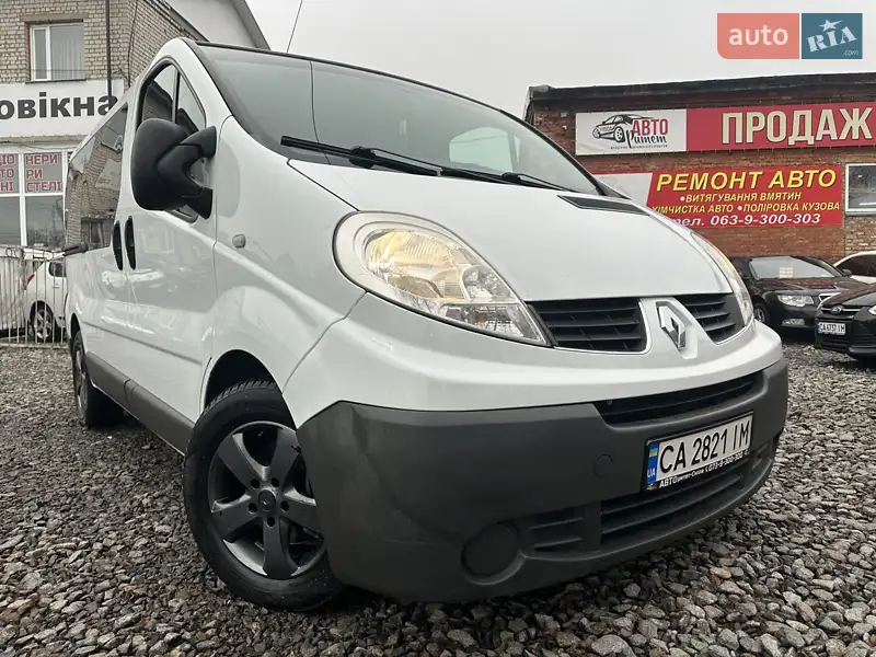 2010 renault trafic