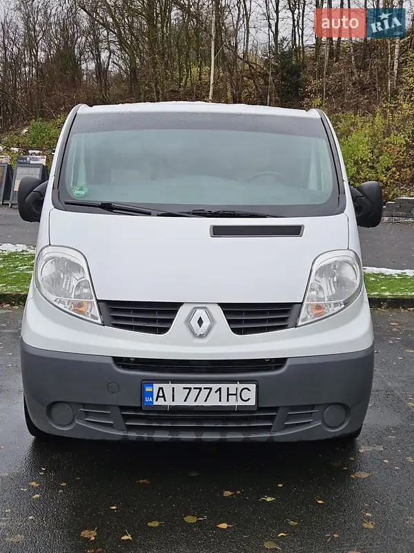 2014 renault trafic