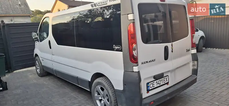 2012 renault trafic