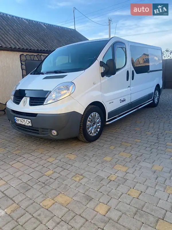 2014 renault trafic