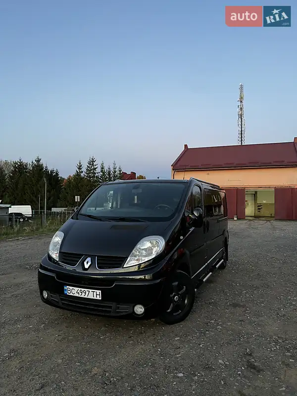 2012 renault trafic