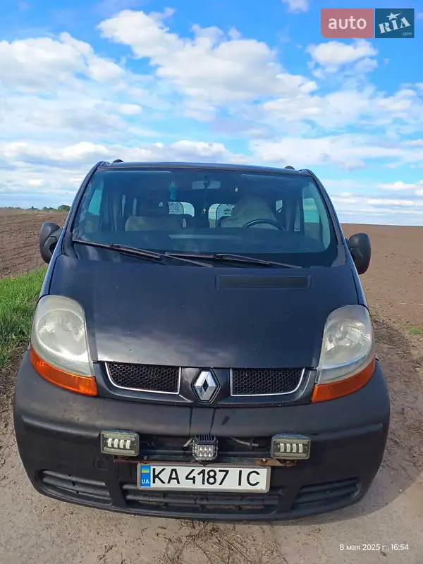 2006 renault trafic