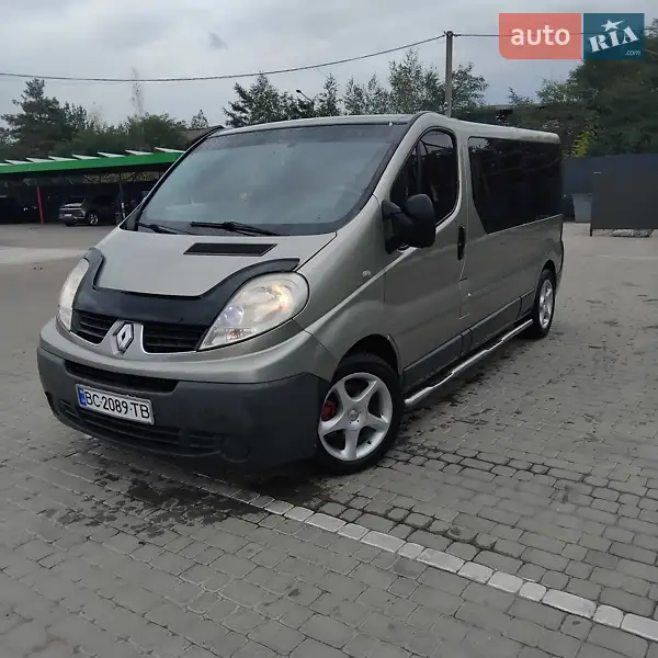 2008 renault trafic