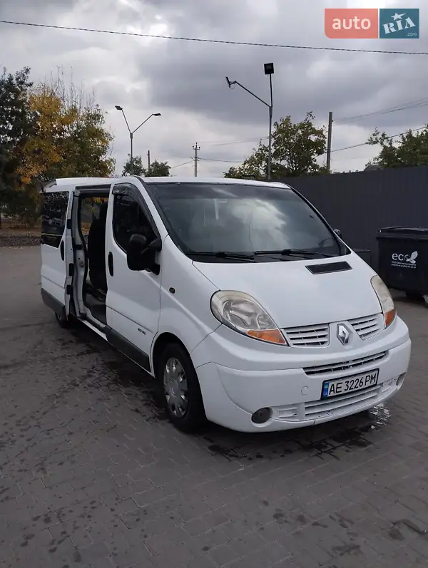2008 renault trafic
