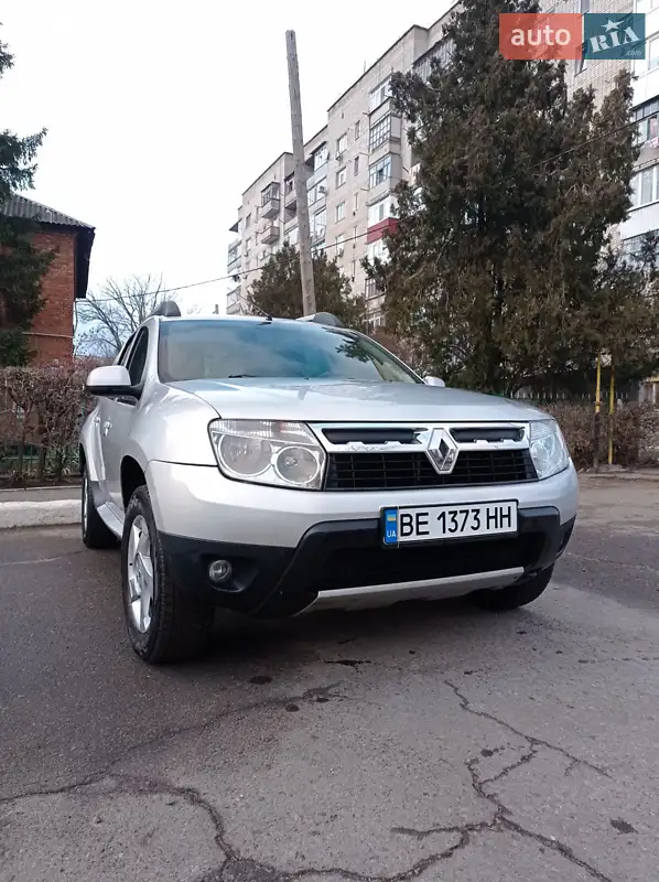 2010 renault duster