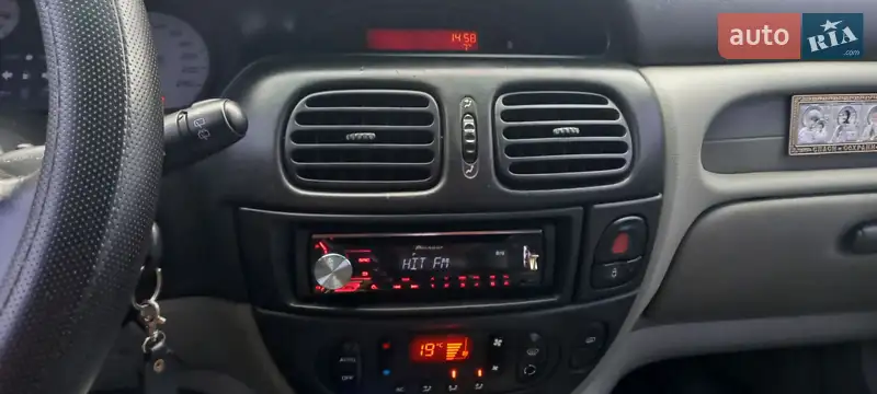 2003 renault megane