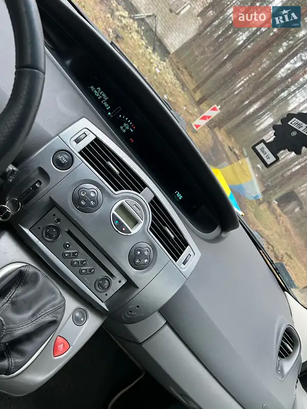 2004 renault megane scenic