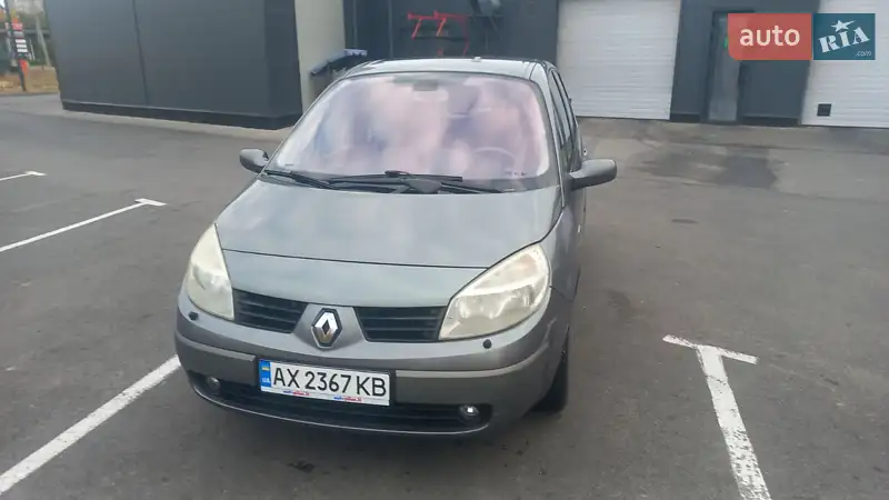 2005 renault megane-