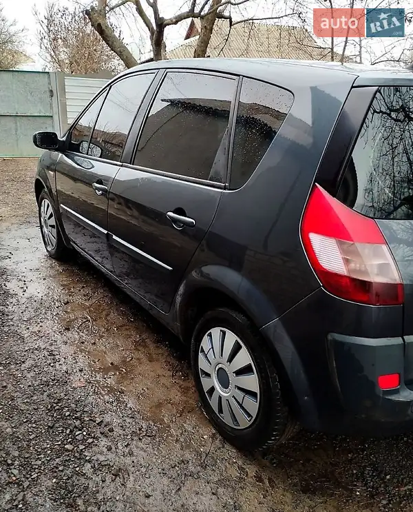 2005 renault megane