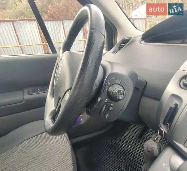 2008 renault megane scenic