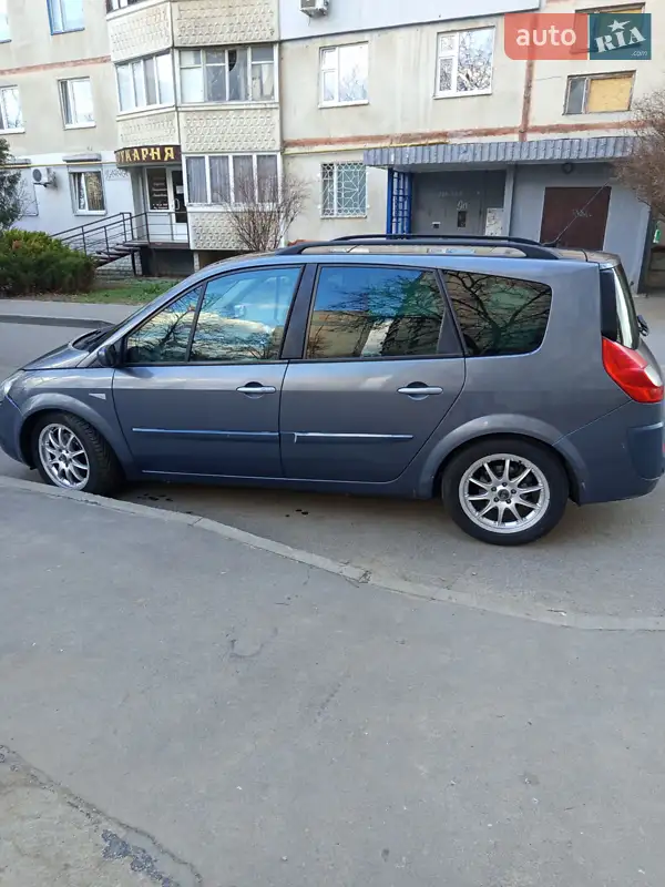 2008 renault scenic