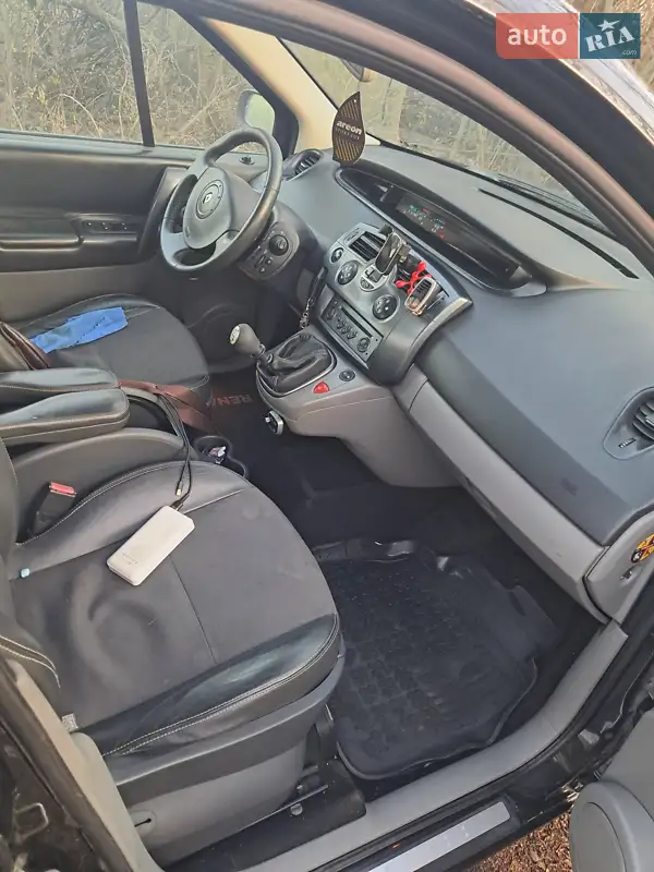 2005 renault scenic
